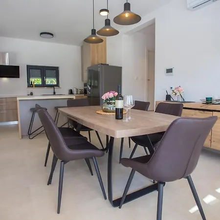 Mia ヴィラ ポレッチ